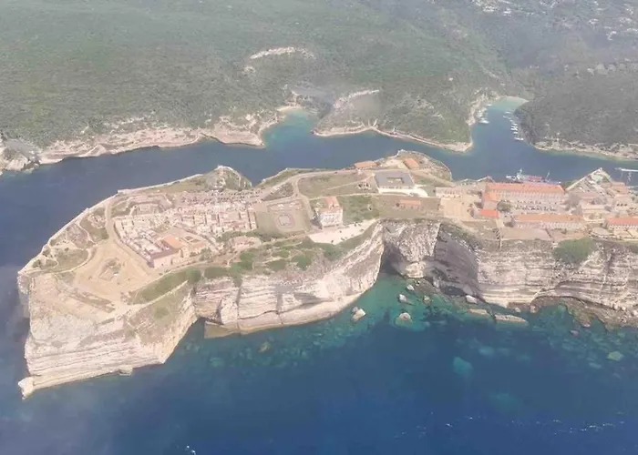 Les Bulles De Mona - Marina Corse - 2 Ch - Clim - Terrasse-pieds Dans Leau-plage Appartamento *