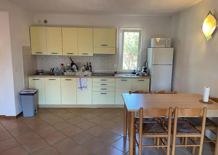 Les Bulles De Mona - Marina Corse - 2 Ch - Clim - Terrasse-pieds Dans Leau-plage * Ghisonaccia