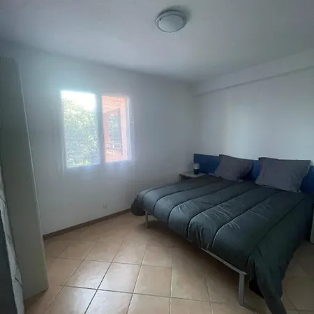 Les Bulles De Mona - Marina Corse - 2 Ch - Clim - Terrasse-pieds Dans Leau-plage Apartamento Ghisonaccia